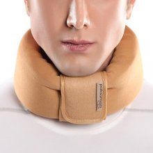 گردنبند طبی نرم پاکسمن کد 040
