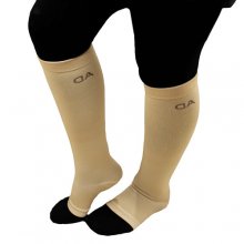جوراب واریس سما طب پاکان مدل AD با کف زیر زانو